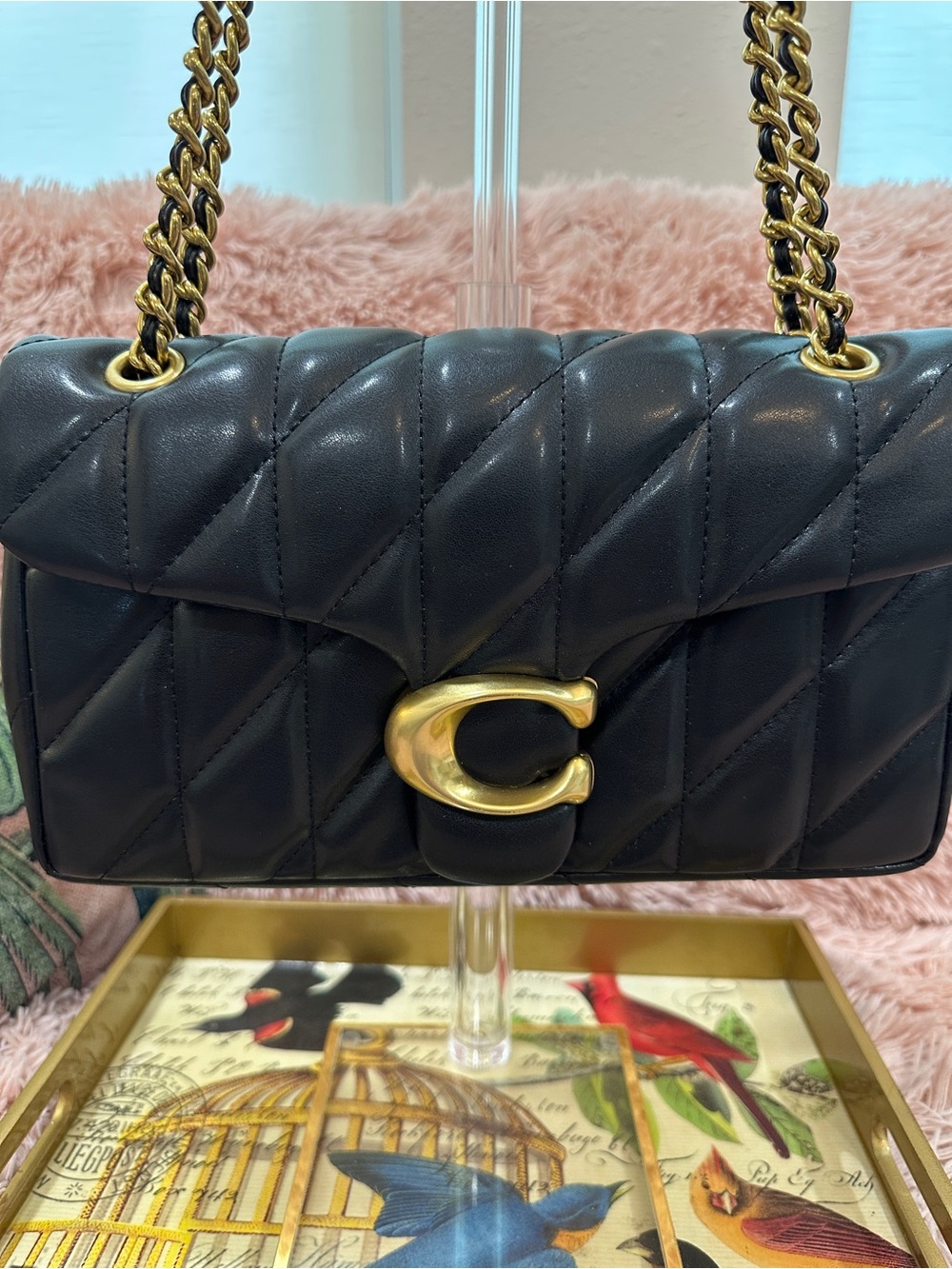 Coach Black Quilted Tabby 26 w/ Gold Chain Strap EUC - Picture 4 of 12